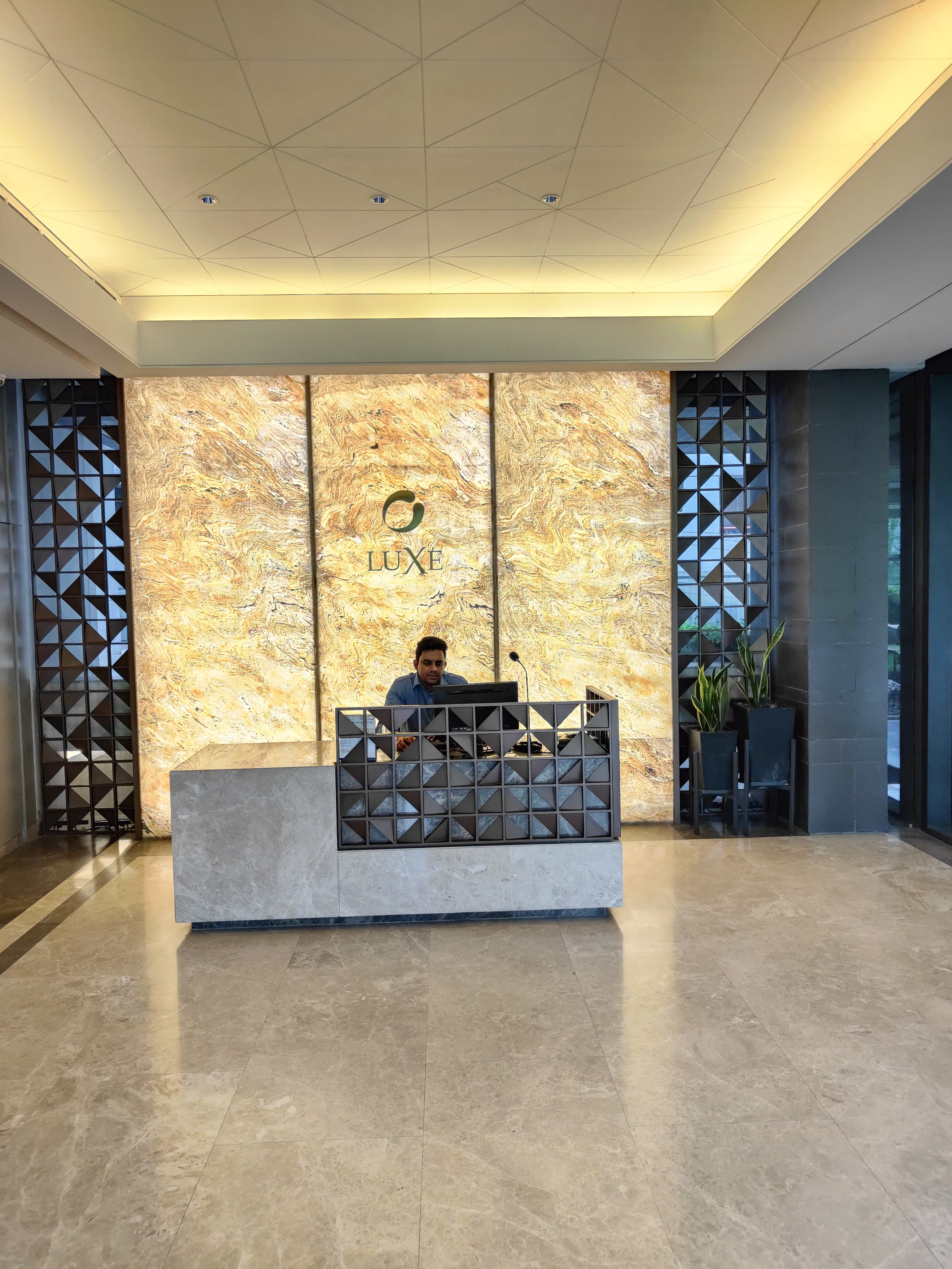 Luxurious 4,600 Sq Ft Modern Apartment for Rent in Gulshan North