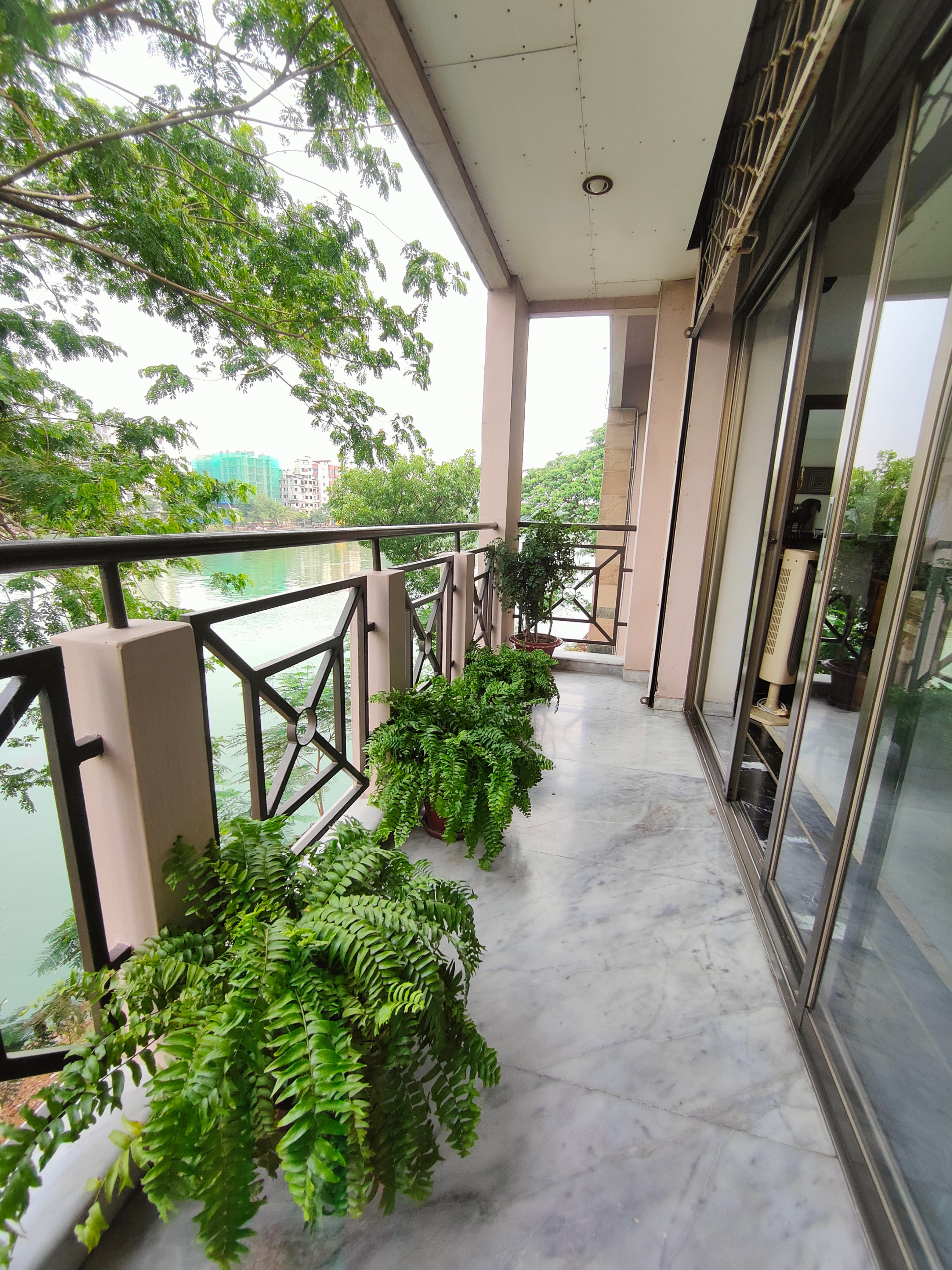 Massive 10,200 Sq Ft G+3 Luxury Independent House for Rent in Gulshan 1