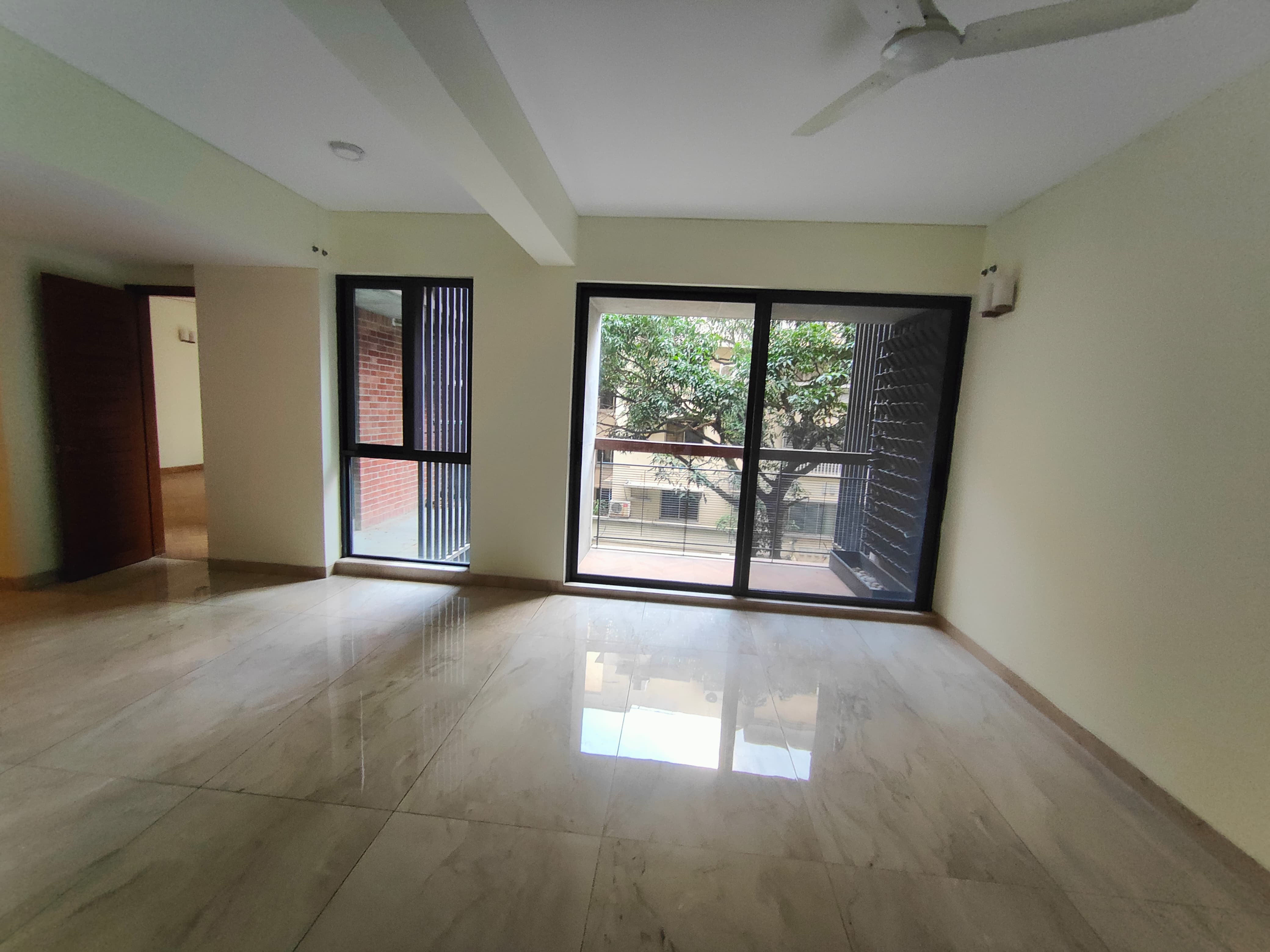 Luxury 8,875 Sq Ft Single-Unit Residence for Rent in North Gulshan.