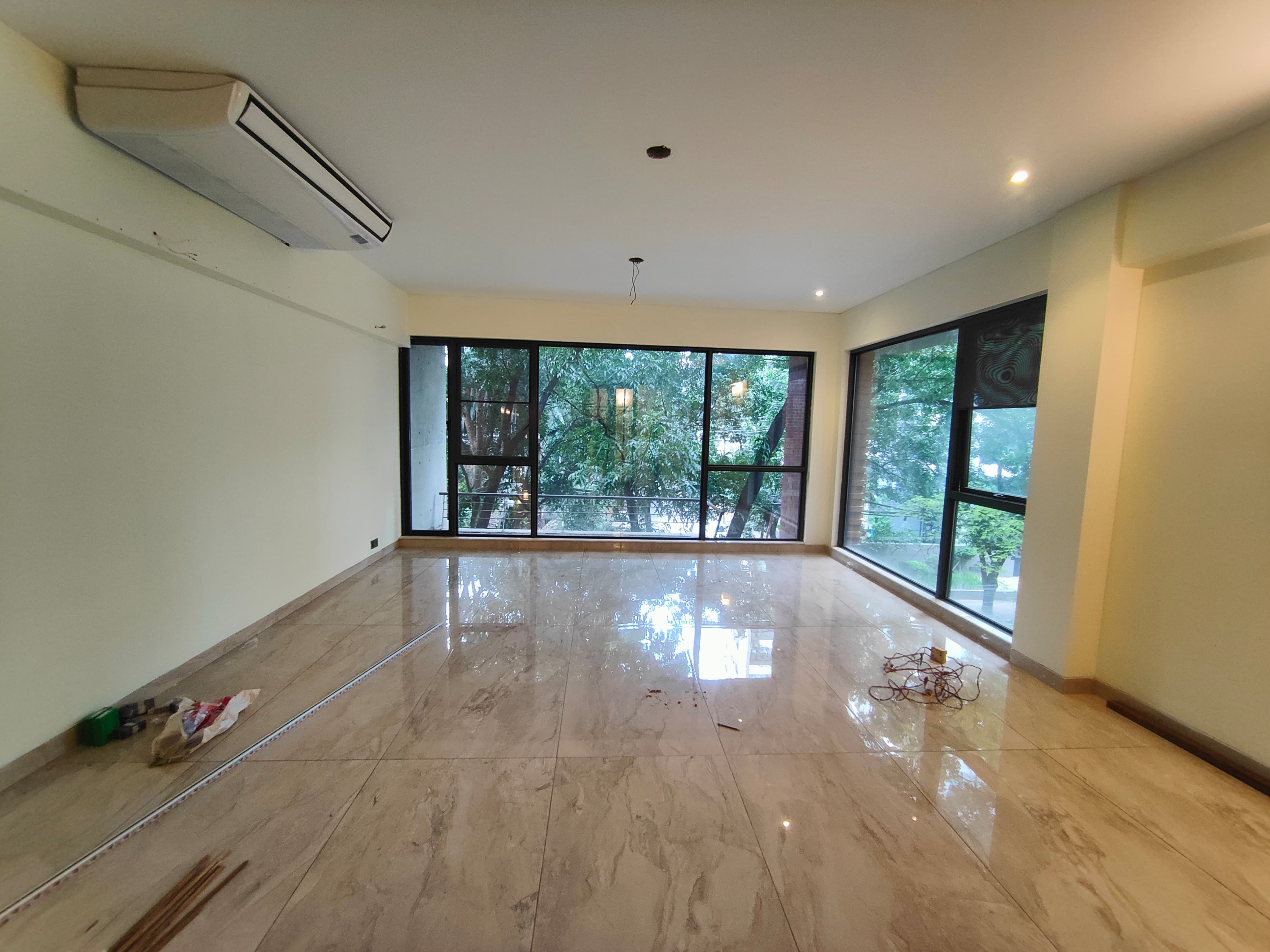 Luxury 8,875 Sq Ft Single-Unit Residence for Rent in North Gulshan.