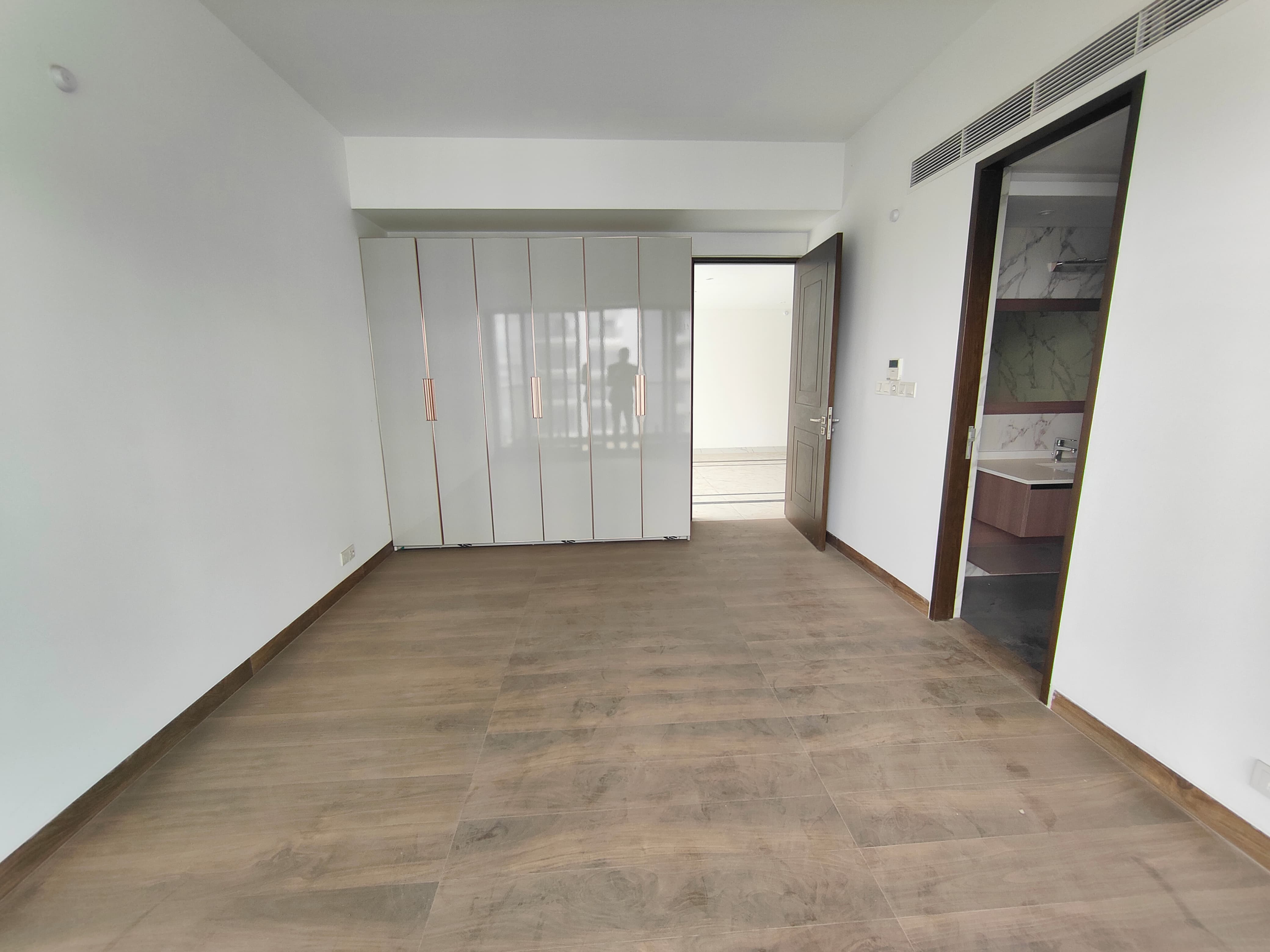 Luxurious 4,600 Sq Ft Modern Apartment for Rent in Gulshan 2