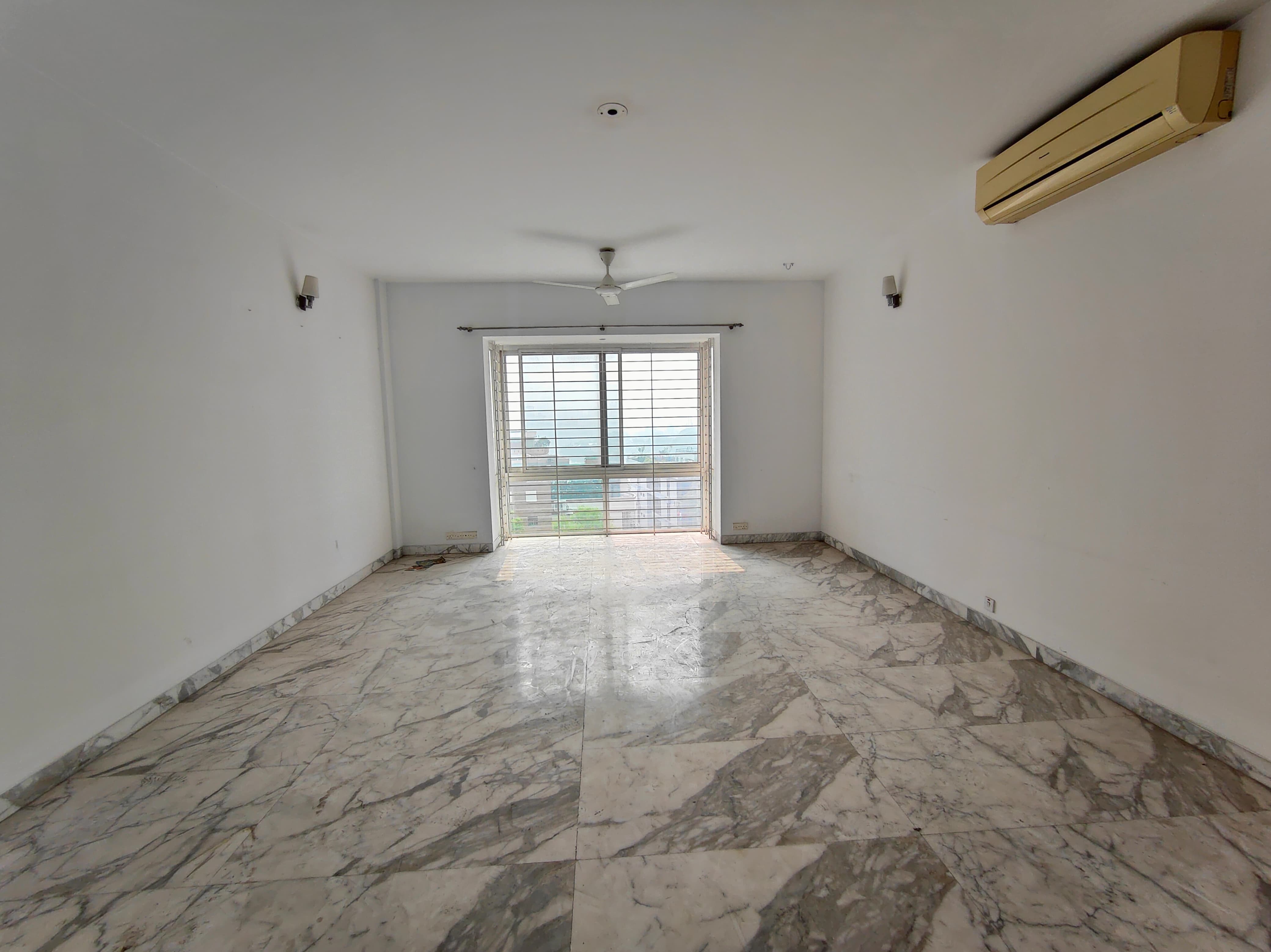 Luxurious 4,600 Sq Ft Modern Apartment for Rent in Gulshan 2