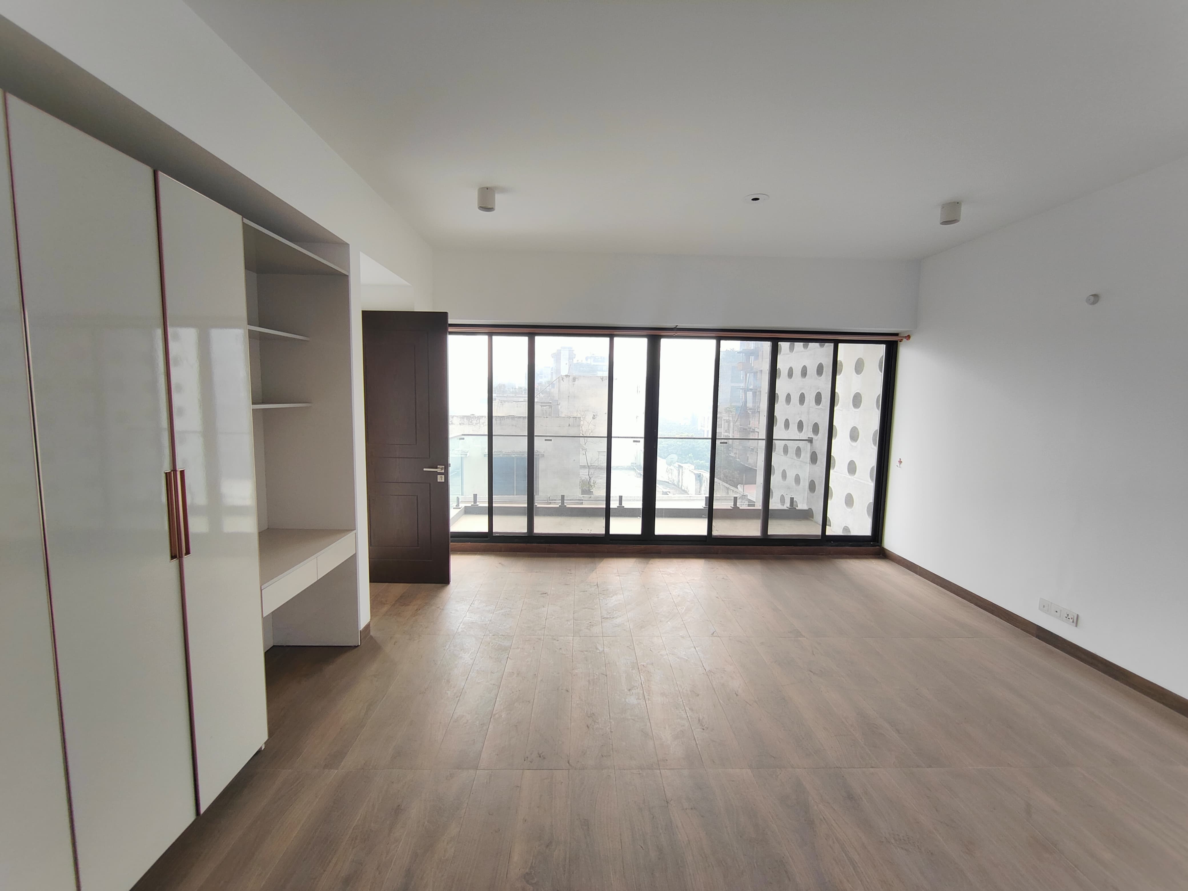 Luxurious 4,600 Sq Ft Modern Apartment for Rent in Gulshan 2
