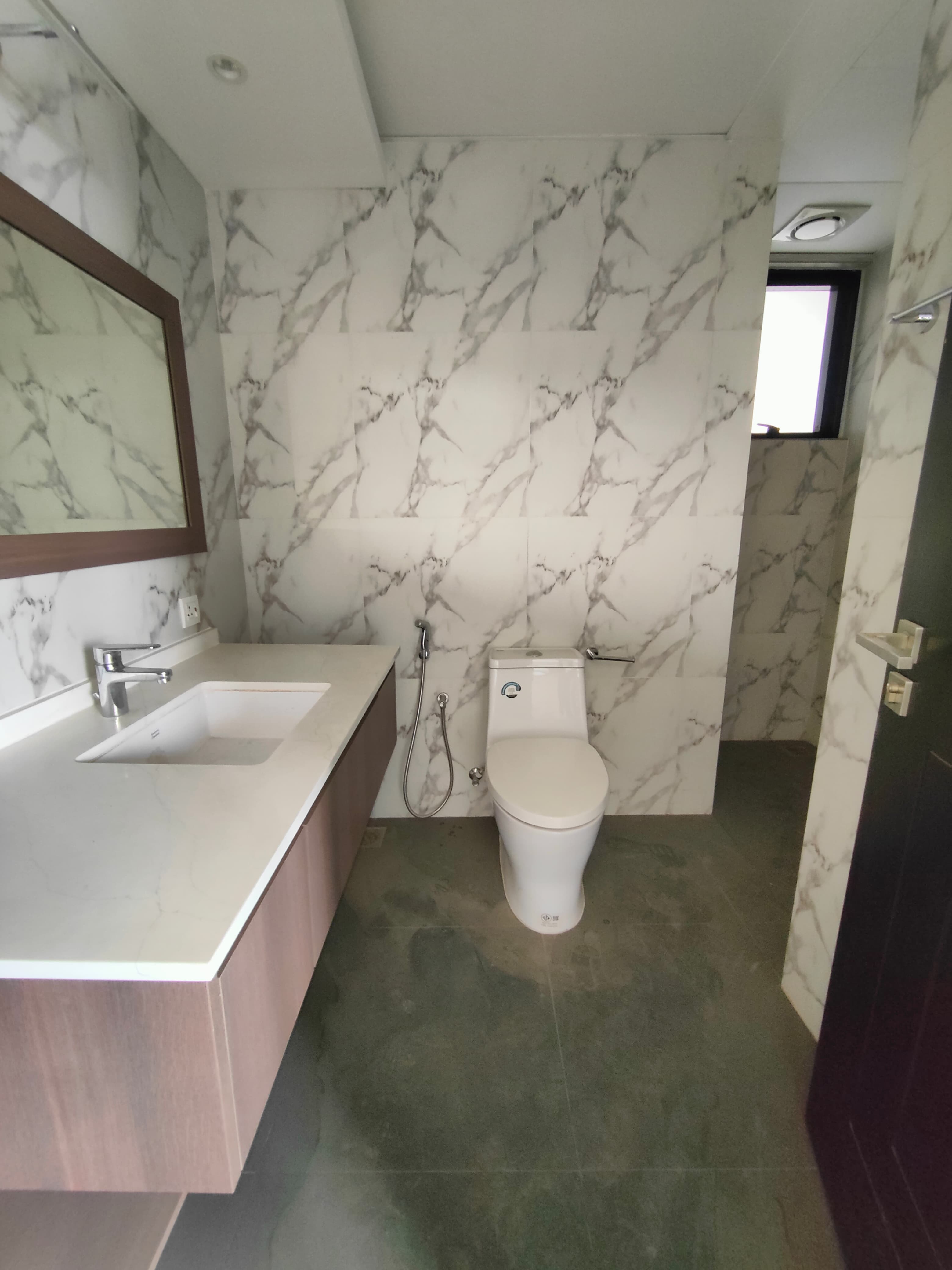 Luxurious 4,600 Sq Ft Modern Apartment for Rent in Gulshan 2