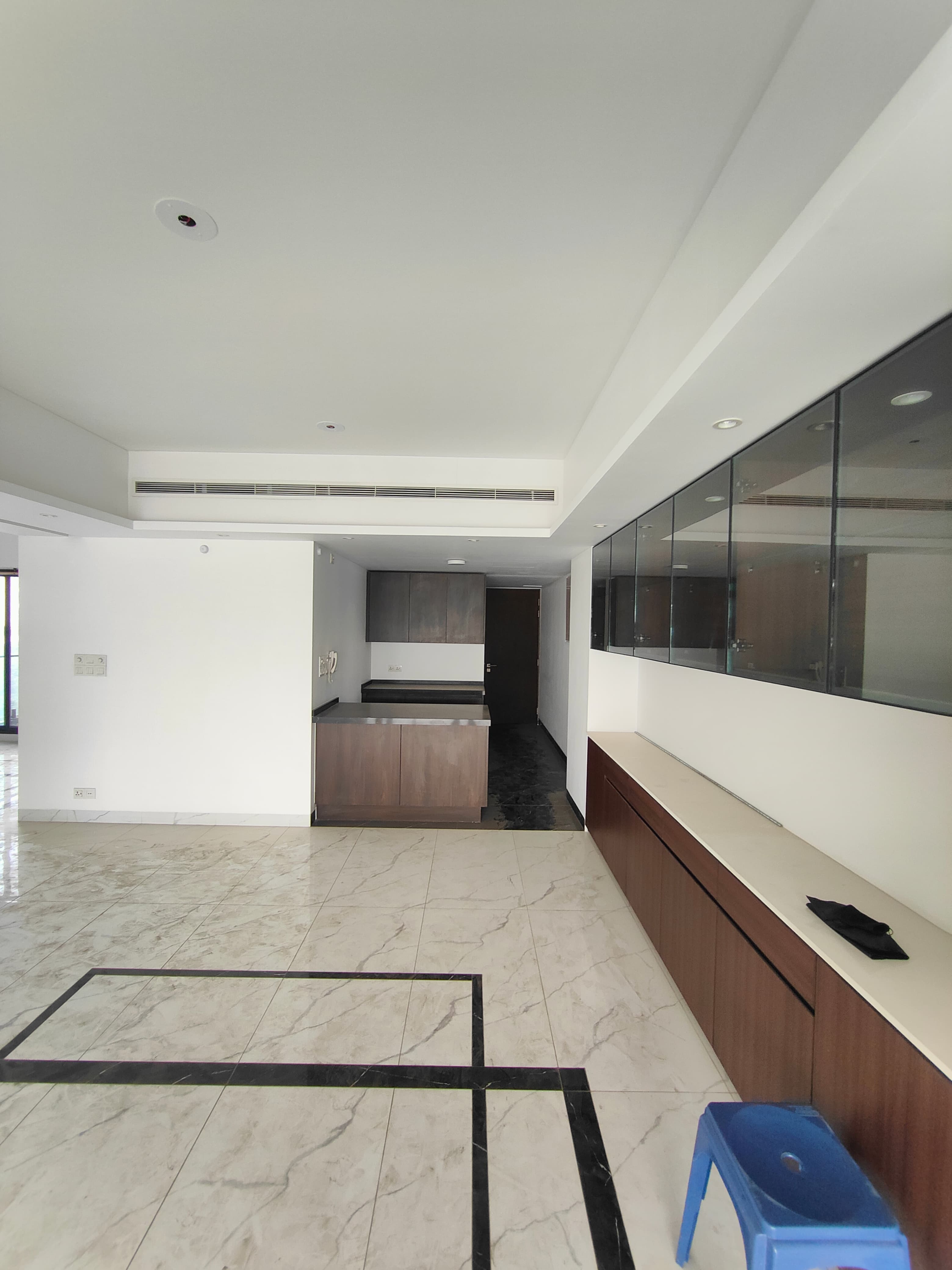 Luxurious 4,600 Sq Ft Modern Apartment for Rent in Gulshan 2