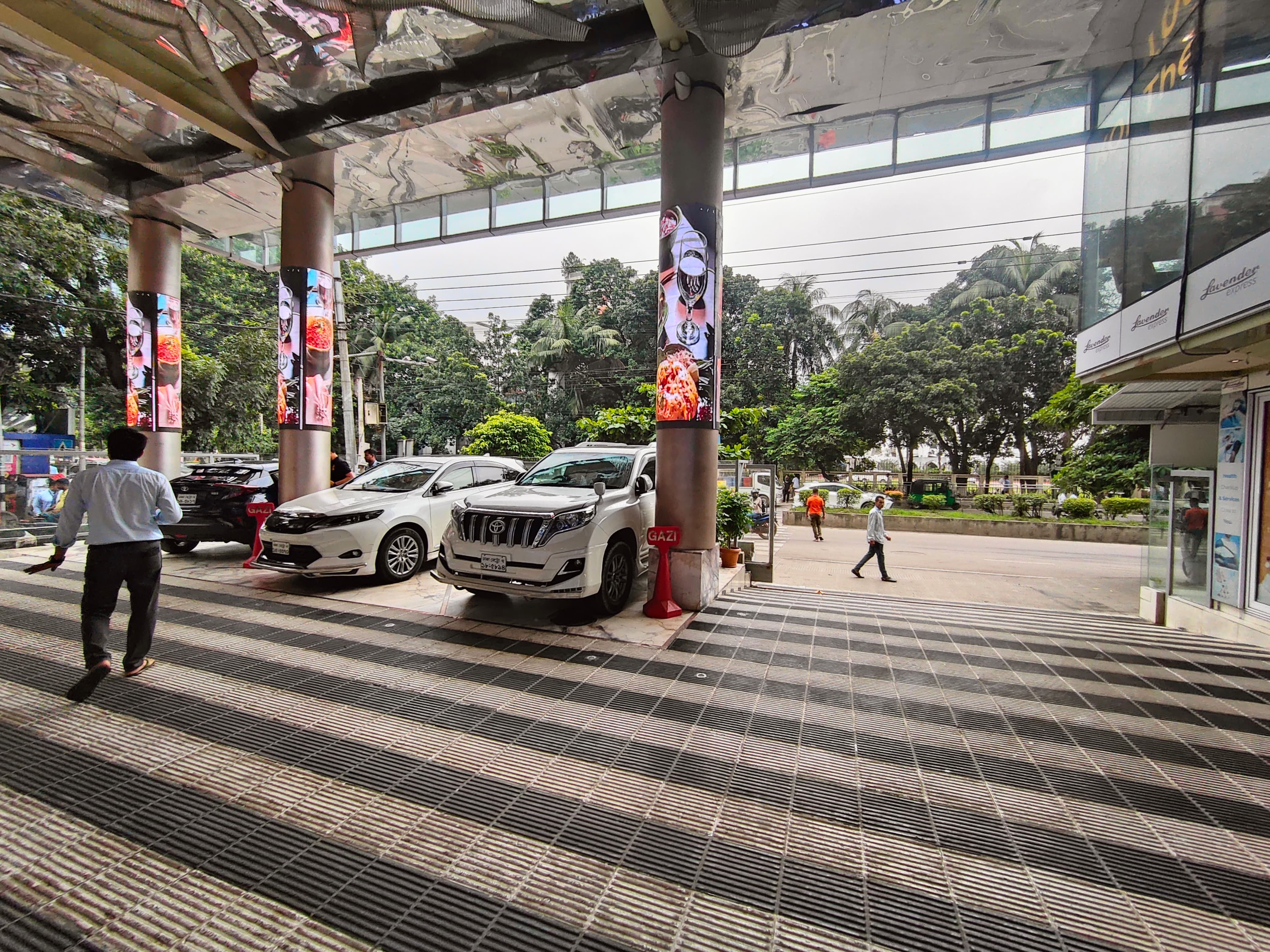 4,522 Sqft Top Floor (Level 8) Ideal for Restaurant
