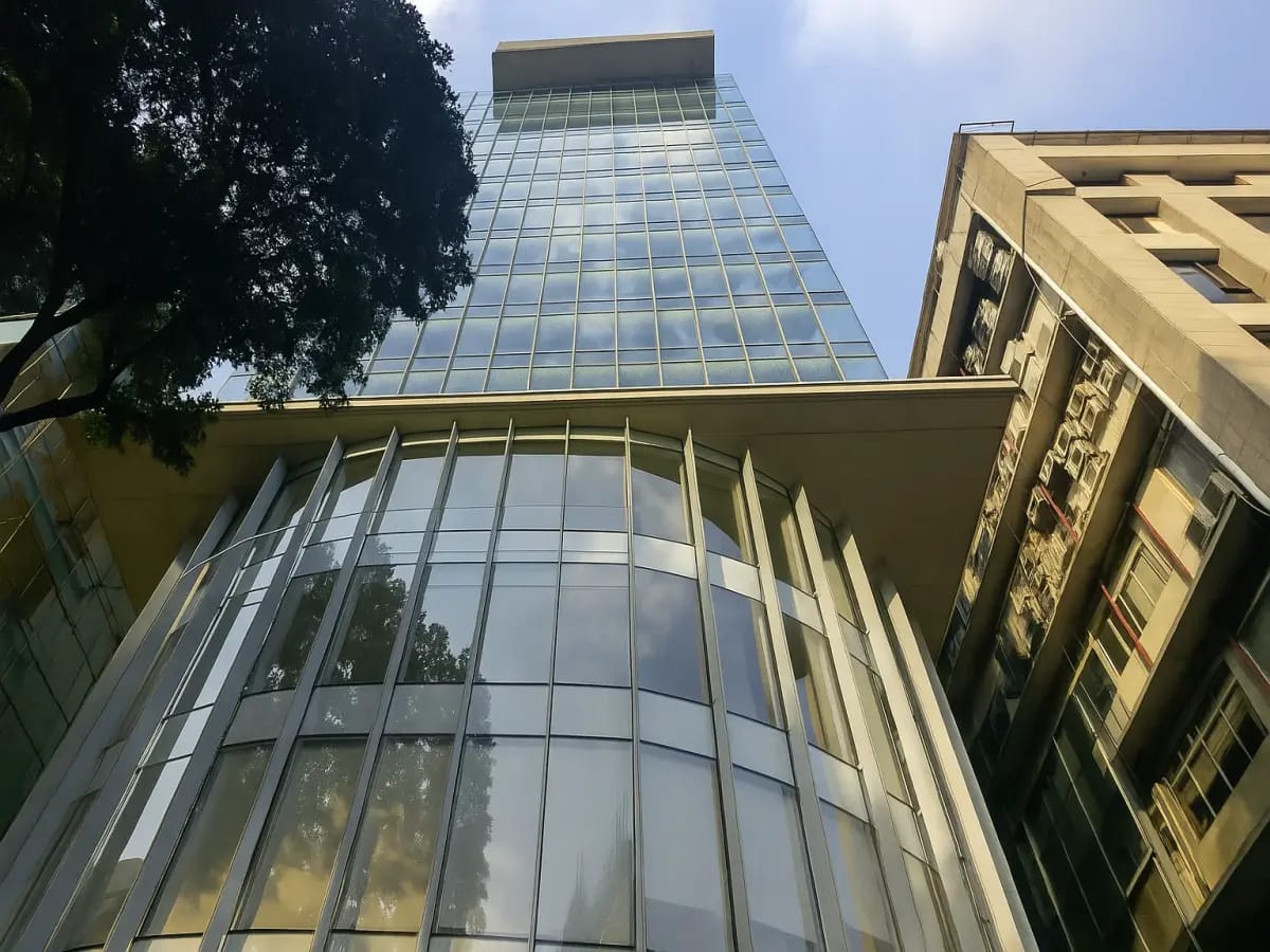 8,476 Sqft LEED Certified Commercial Space at Gulshan 2 Avenue