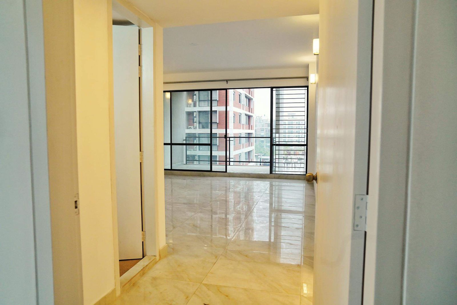 Exclusive Luxury Residence | 4-Bedroom Apartment in Gulshan 2