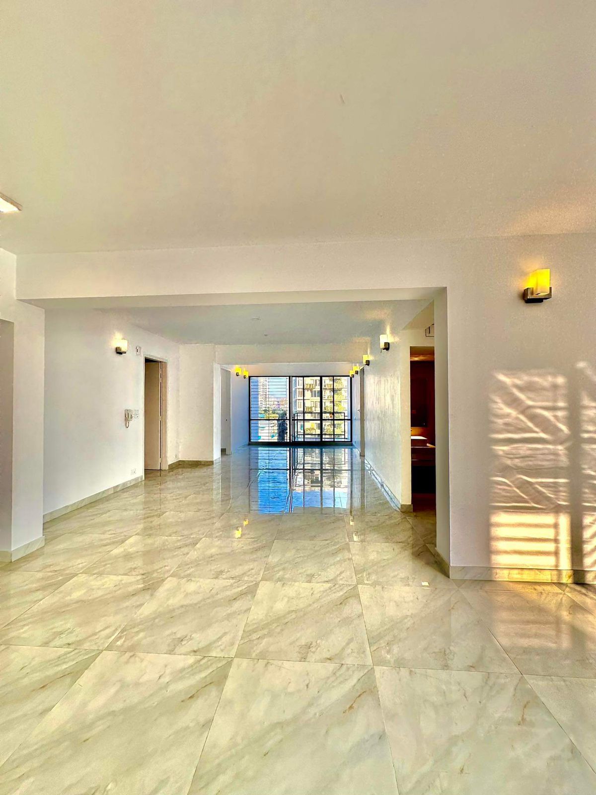Exclusive Luxury Residence | 4-Bedroom Apartment in Gulshan 2