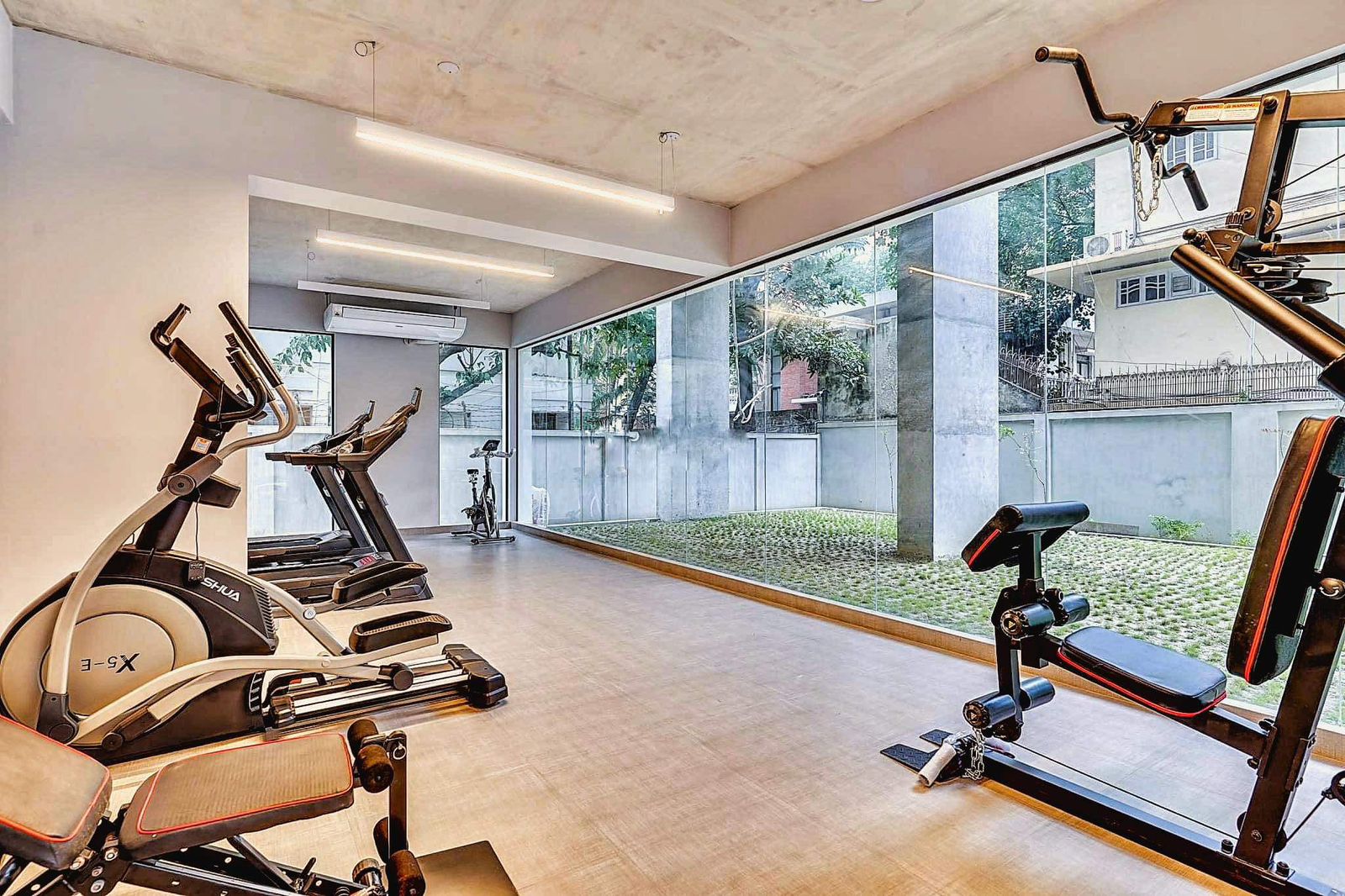 Exclusive Luxury Residence | 4-Bedroom Apartment in Gulshan 2