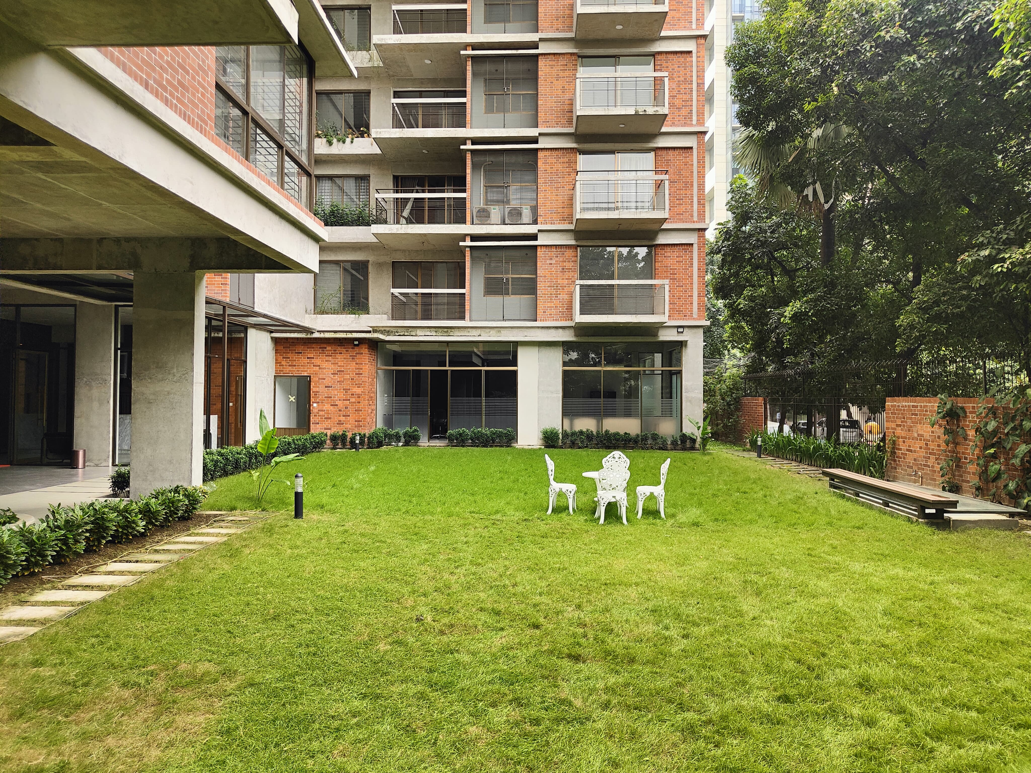 Luxurious 4,233 Sq Ft Modern Apartment for Rent in Gulshan 2