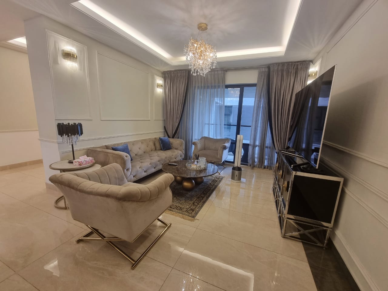 Luxurious 4,900 Sq Ft 4-Bedroom Apartment for Rent in Gulshan 2