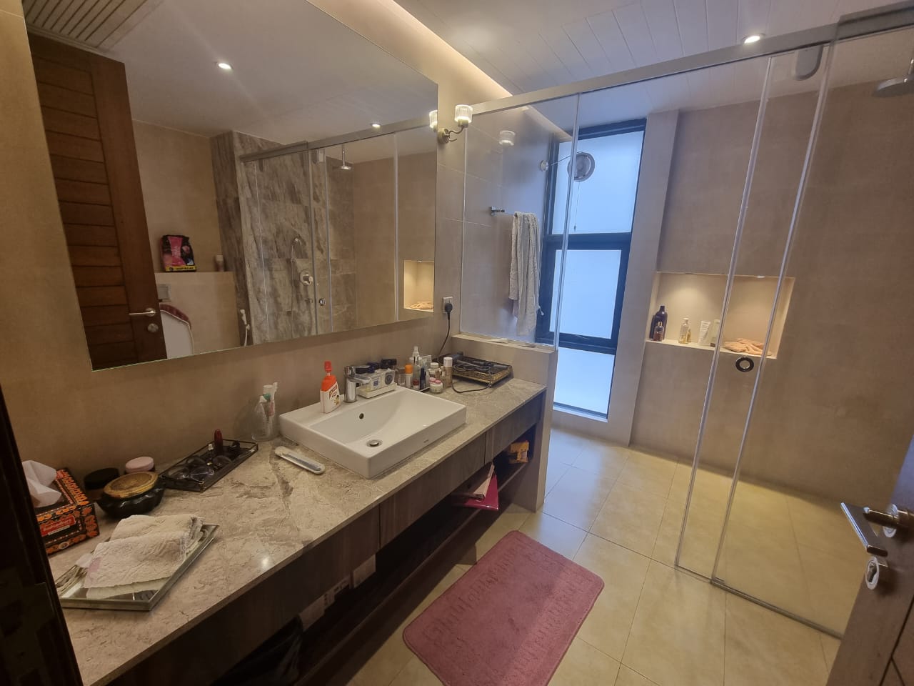 Luxurious 4,900 Sq Ft 4-Bedroom Apartment for Rent in Gulshan 2