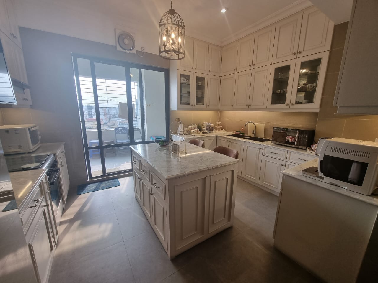Luxurious 4,900 Sq Ft 4-Bedroom Apartment for Rent in Gulshan 2