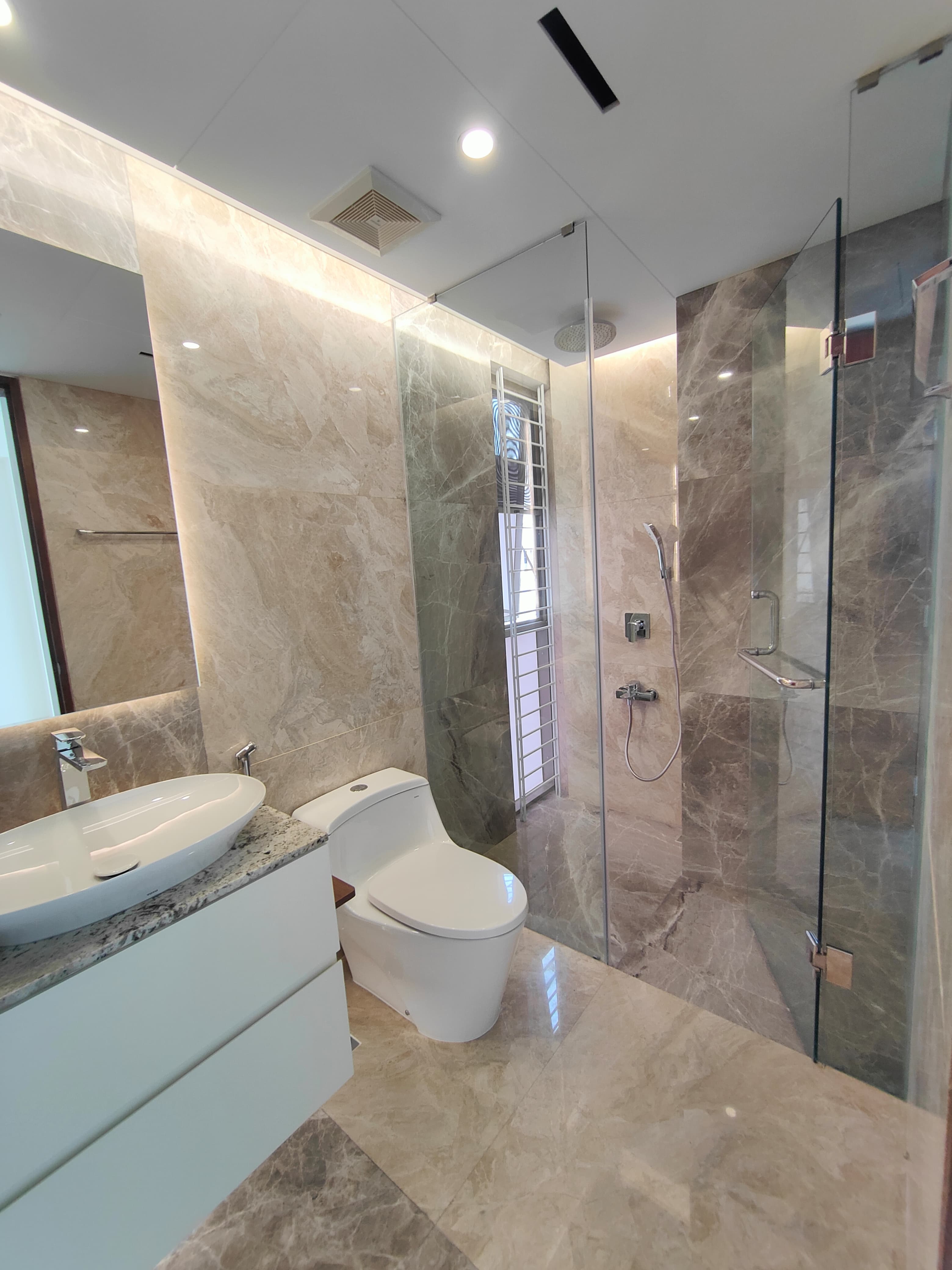 Exclusive 4,700 Sq Ft Luxury Apartment for Rent in Gulshan 2